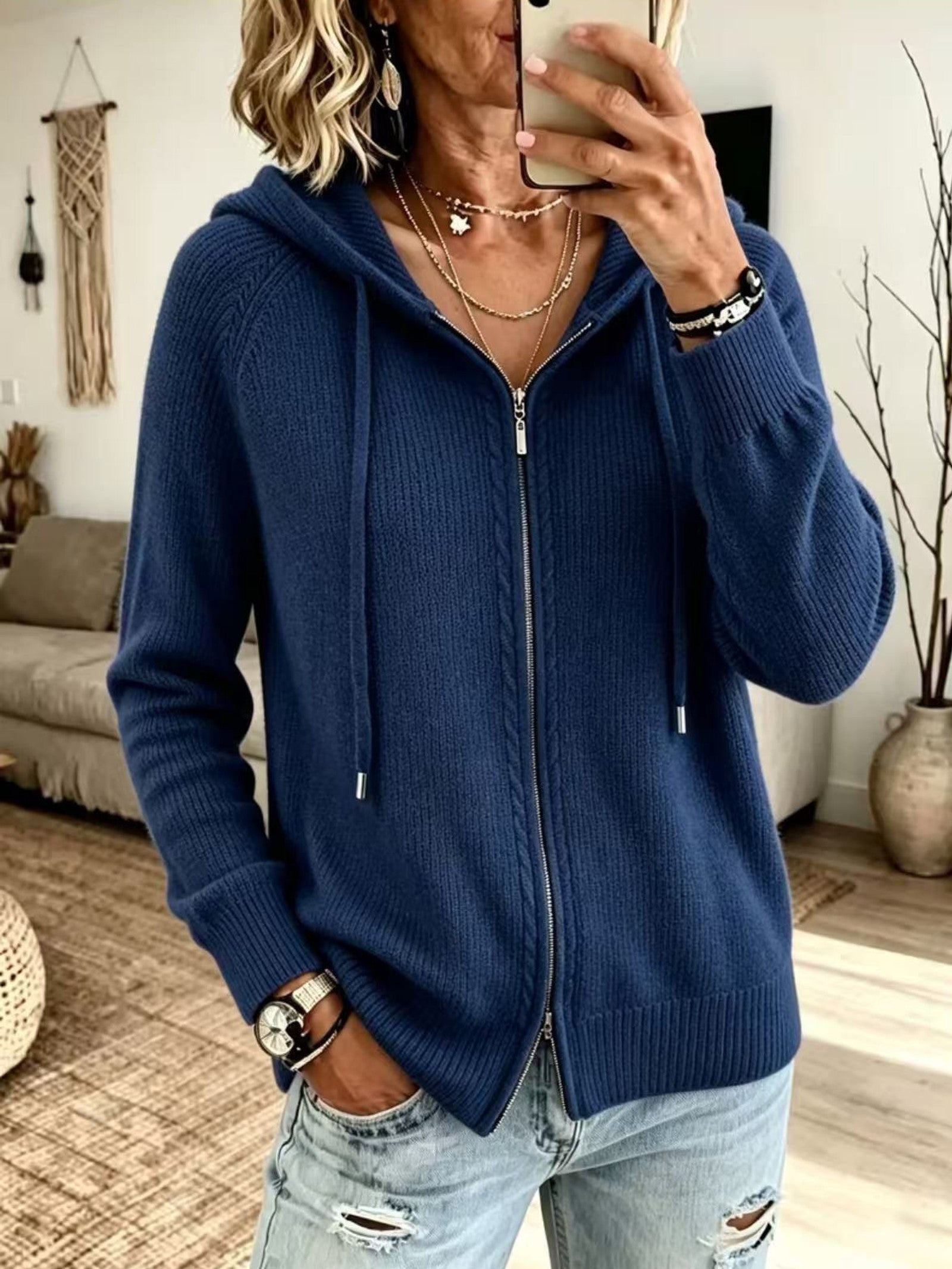 Cardigan con Cappuccio e Zip