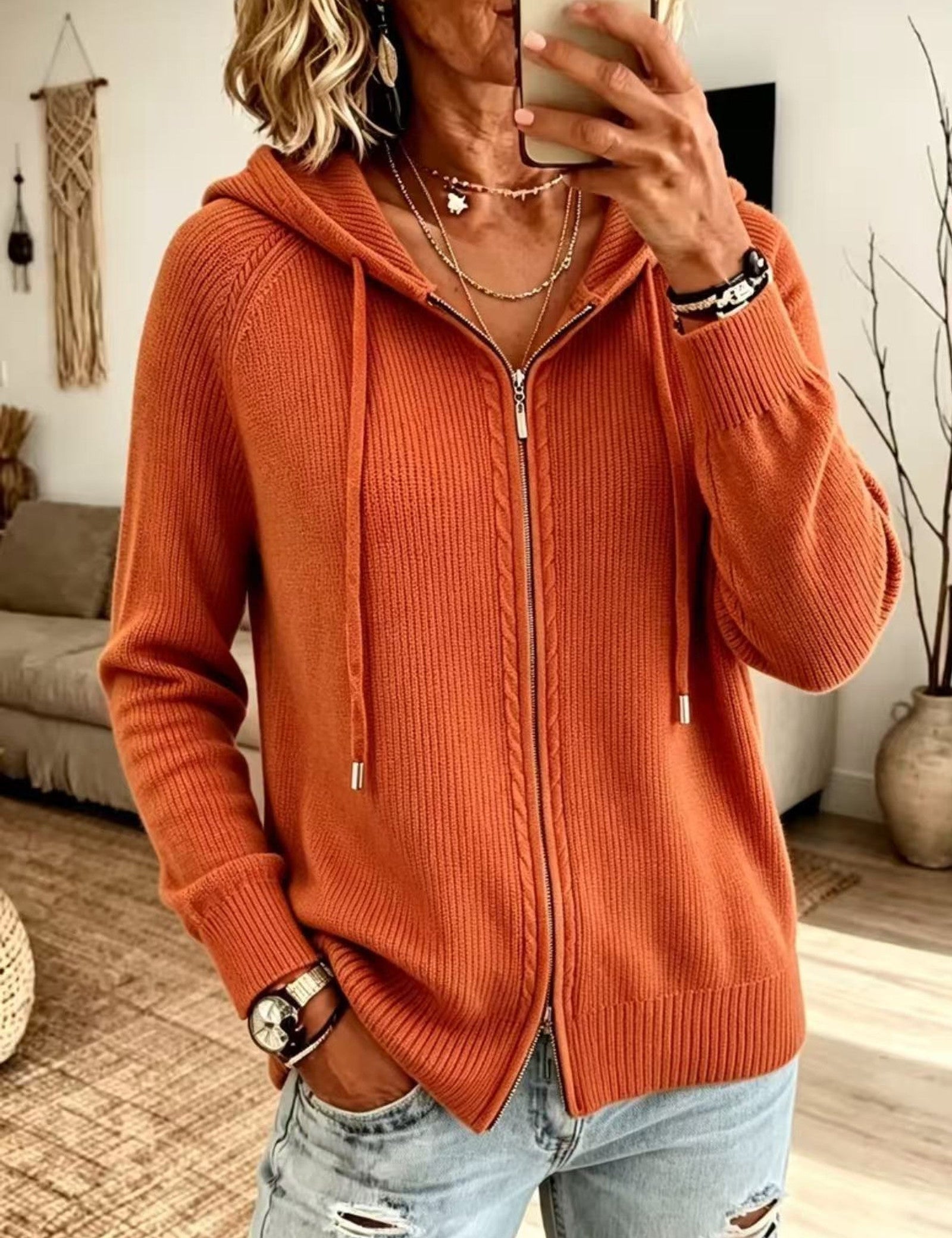 Cardigan con Cappuccio e Zip