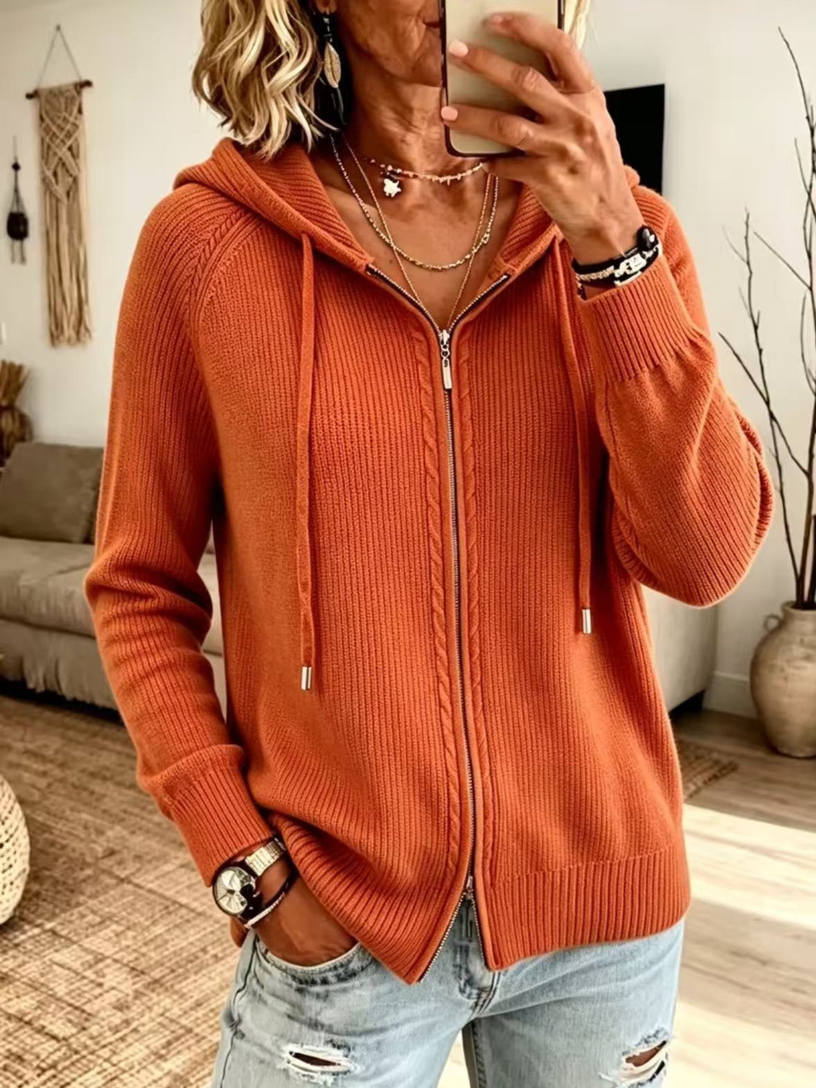 Cardigan con Cappuccio e Zip