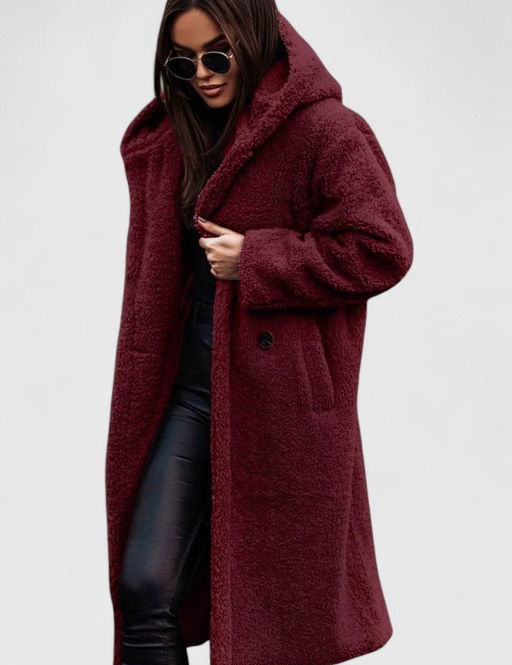 https://cdn.shopify.com/s/files/1/1057/5383/7908/files/celine-warm-en-stijlvol-winterjack-412565_720x-Photoroom.jpg?v=1785187500