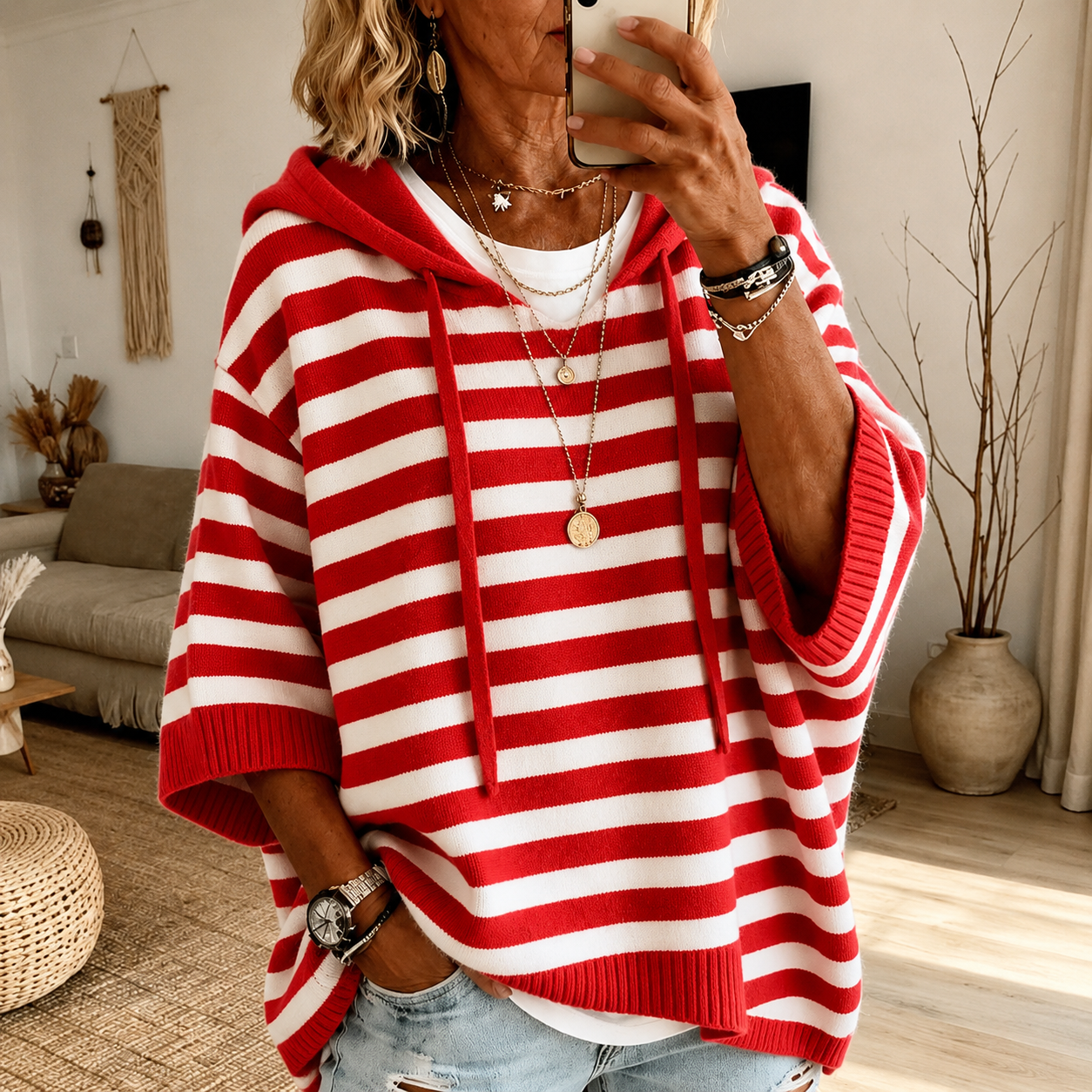 Charlotte | Poncho in Maglia a Righe Rosse
