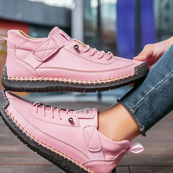 https://cdn.shopify.com/s/files/1/1037/6196/9489/files/https_3A_2F_2Fcdn_shopify_com_2Fs_2Ffiles_2F1_2F0676_2F7502_2F9704_2Ffiles_2FMia_-_Comfortabele_Orthopedische_Sneakers_11_3x4_3e4ad2d8-5d9c-4218-a3e7-8fd4db1c2ded.jpg?v=1787832373