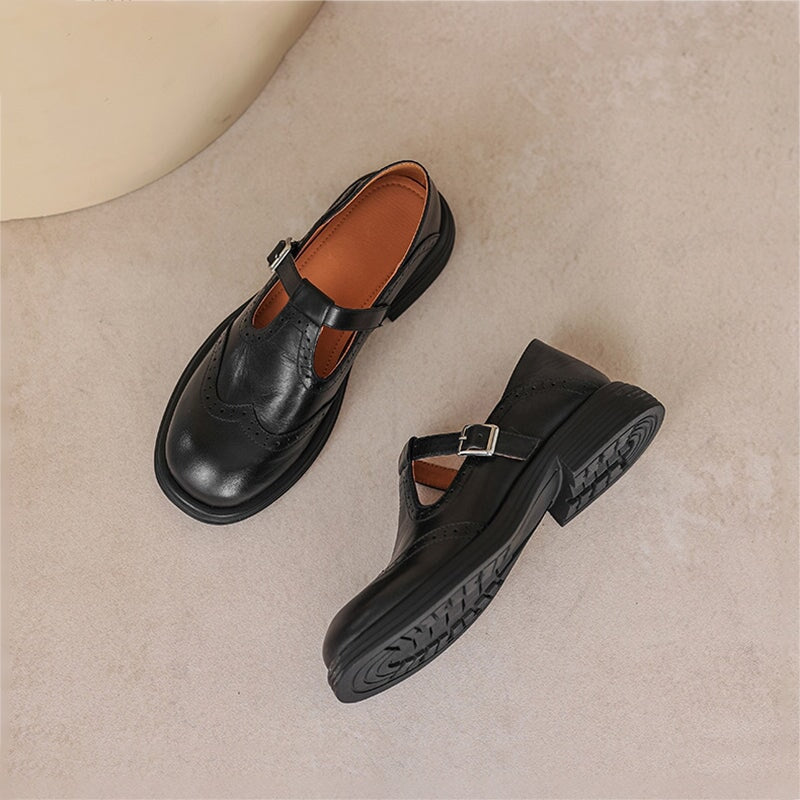 https://cdn.shopify.com/s/files/1/1057/5383/7908/files/mary-jane-856445_d537f567-9ea1-4b3d-9717-4d1d8e5af419.jpg?v=1787404862