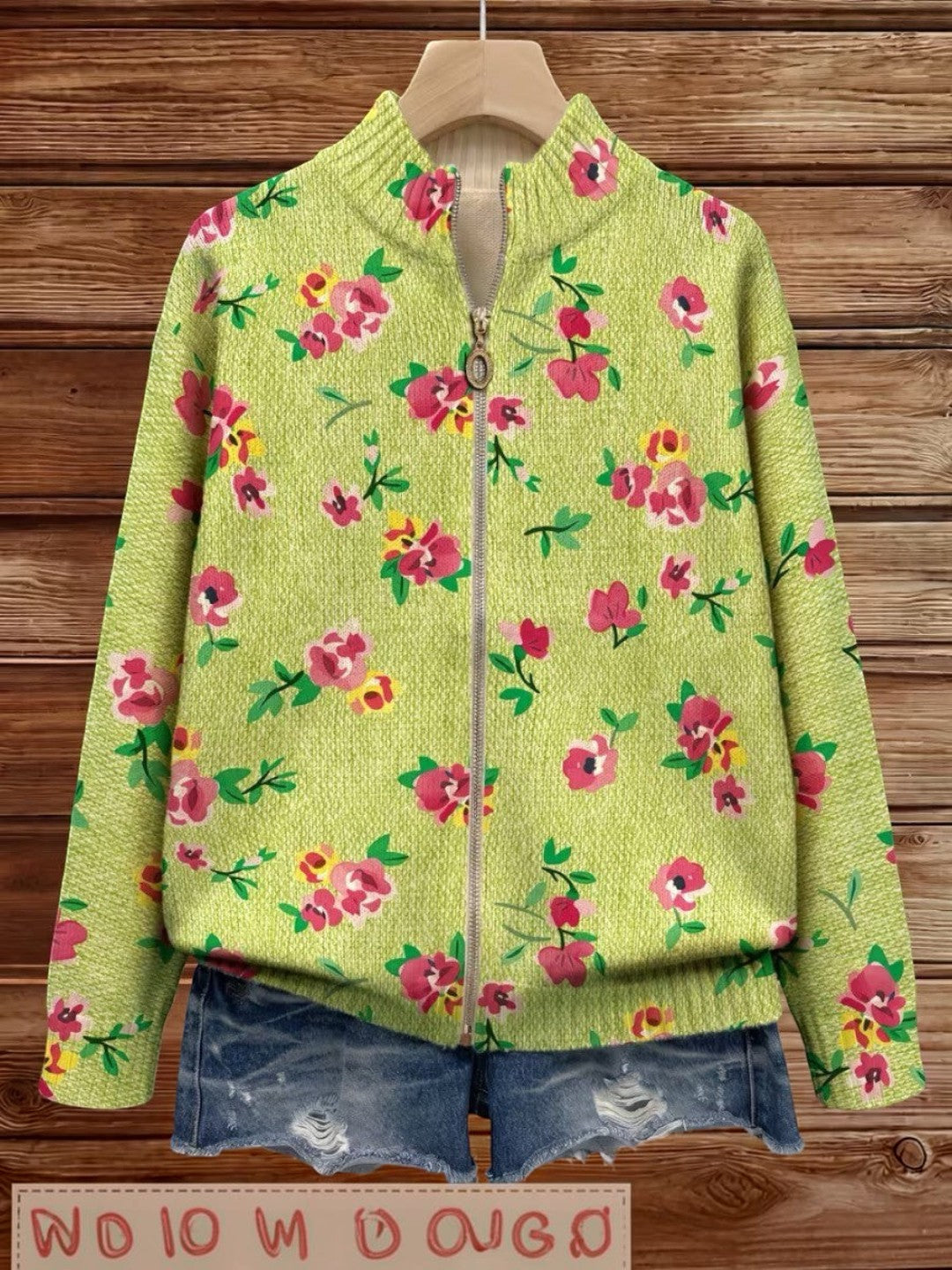 https://cdn.shopify.com/s/files/1/1057/5383/7908/files/modehaus-behrens-strickjacke-blumenmuster-gruen_94b0b91d-7066-4c13-a858-de663eabeded.jpg?v=1788891708