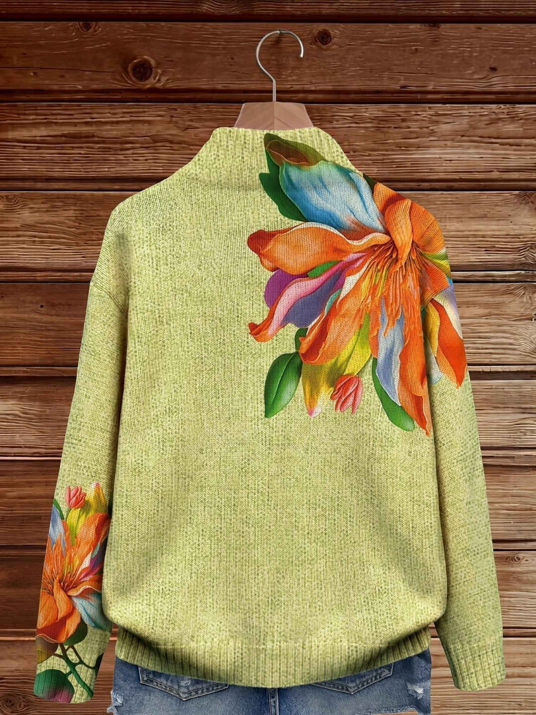 https://cdn.shopify.com/s/files/1/1057/5383/7908/files/modehaus-behrens-strickjacke-lilienmotiv-gruen_53dd46b5-22fb-4787-92d0-ec9f53e76d3a.jpg?v=1788891702