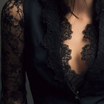 Noémie | Giacca Blazer Nera con Maniche Semi-Trasparenti