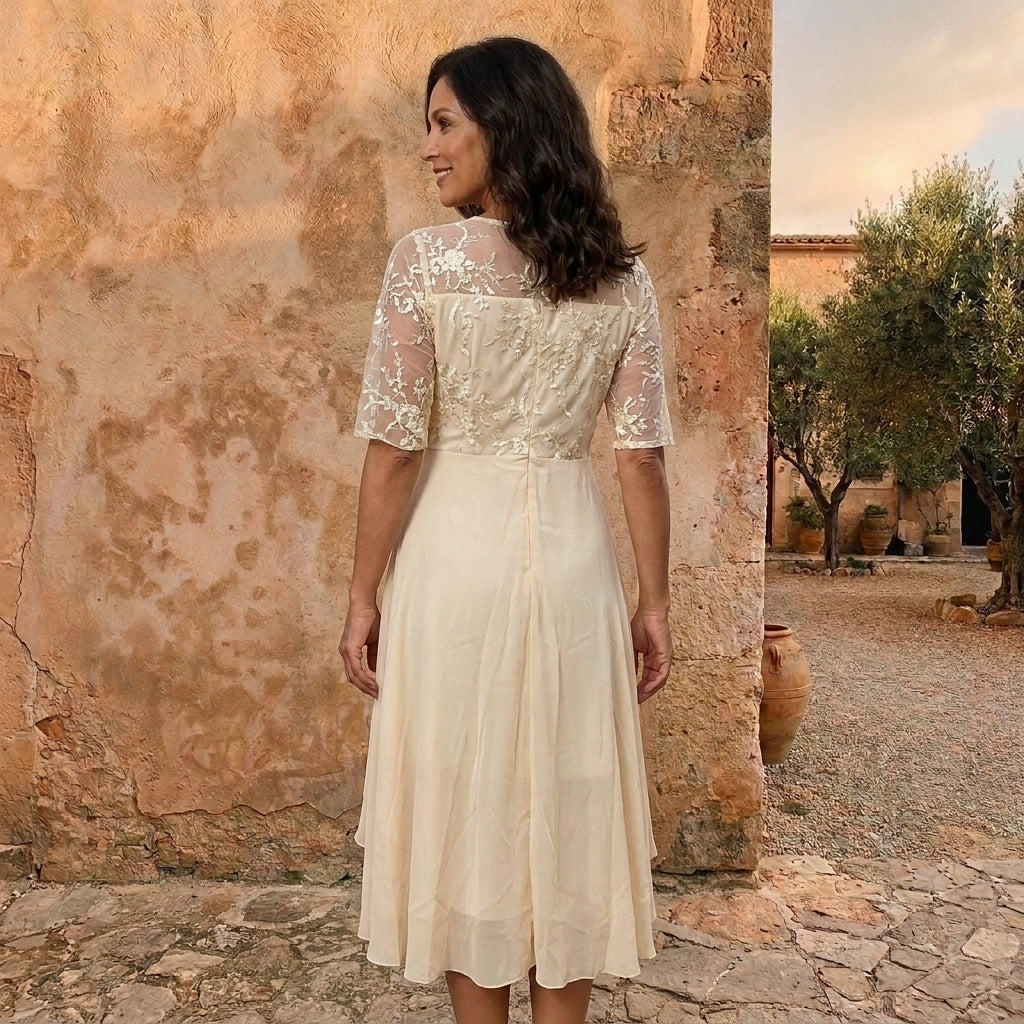 Ofelia – Abito Elegante in Chiffon con Pizzo