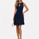 Pamela – Mini Abito Elegante Smanicato con Cut-out
