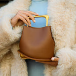 https://cdn.shopify.com/s/files/1/1037/6196/9489/files/vienna2_1800x1800_42403789-7676-4f0c-a532-e14c6bea510e.webp?v=1781341887