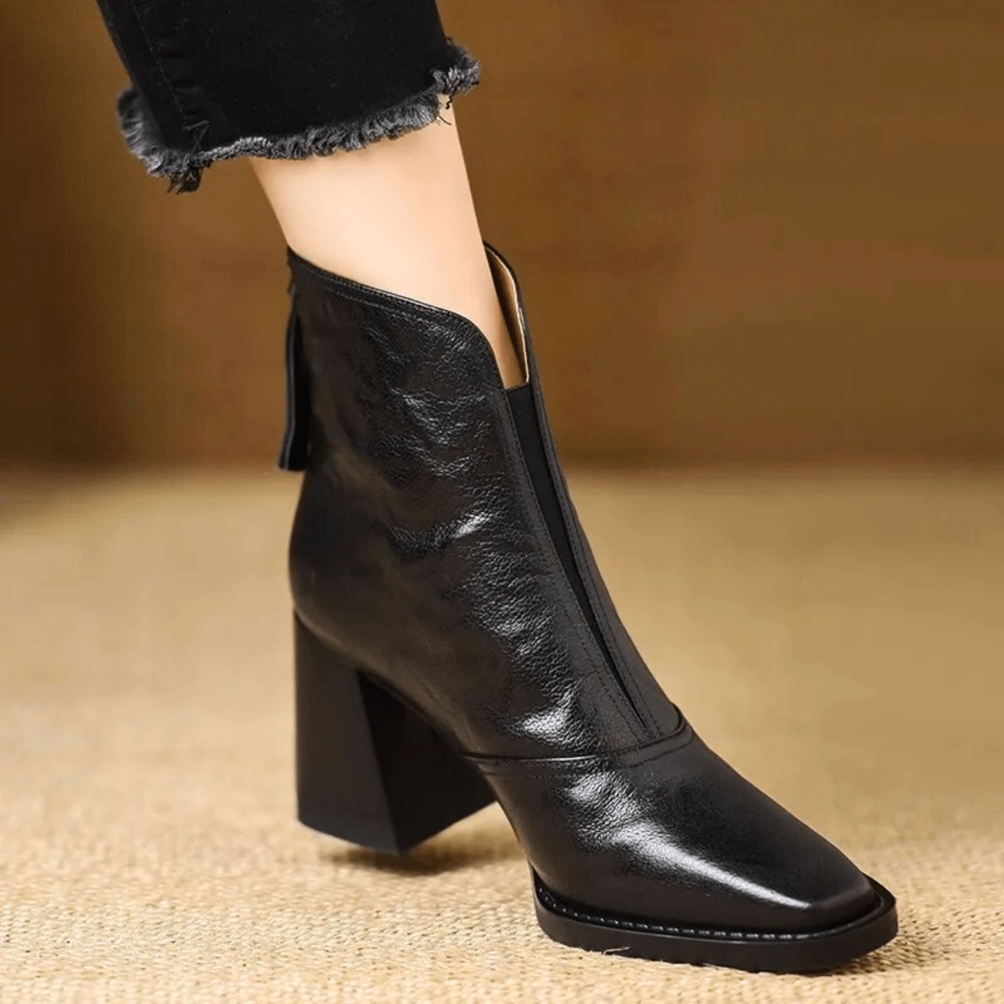 https://cdn.shopify.com/s/files/1/1037/6196/9489/files/weston-finch-the-ovelle-boot-14193200000124200000337-6231278_e982f3d9-7181-43b1-8a8c-7693c72bc527.png?v=1788379678