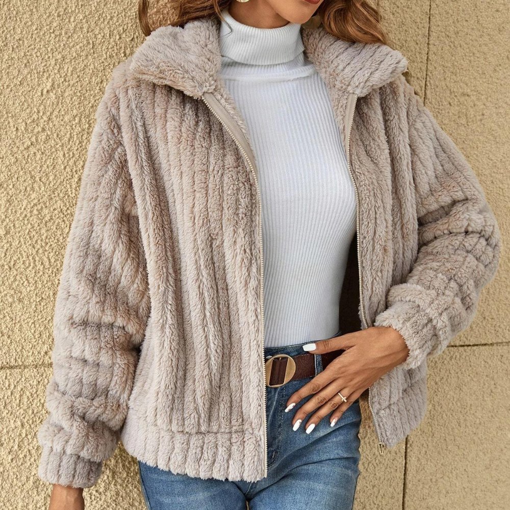 https://cdn.shopify.com/s/files/1/1037/6196/9489/files/yvonnec-casual-plush-vest-280298_bce3ee1d-c0f0-4e29-9dff-519e6a9b4bec.jpg?v=1788379720